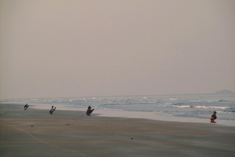 Maharashtra und Goa, Indien: Wir dachten erst die Hunde würden die Haufen am Strand machen