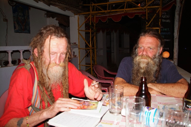 Maharashtra und Goa, Indien: Wir treffen die Hippies Regis und Michael